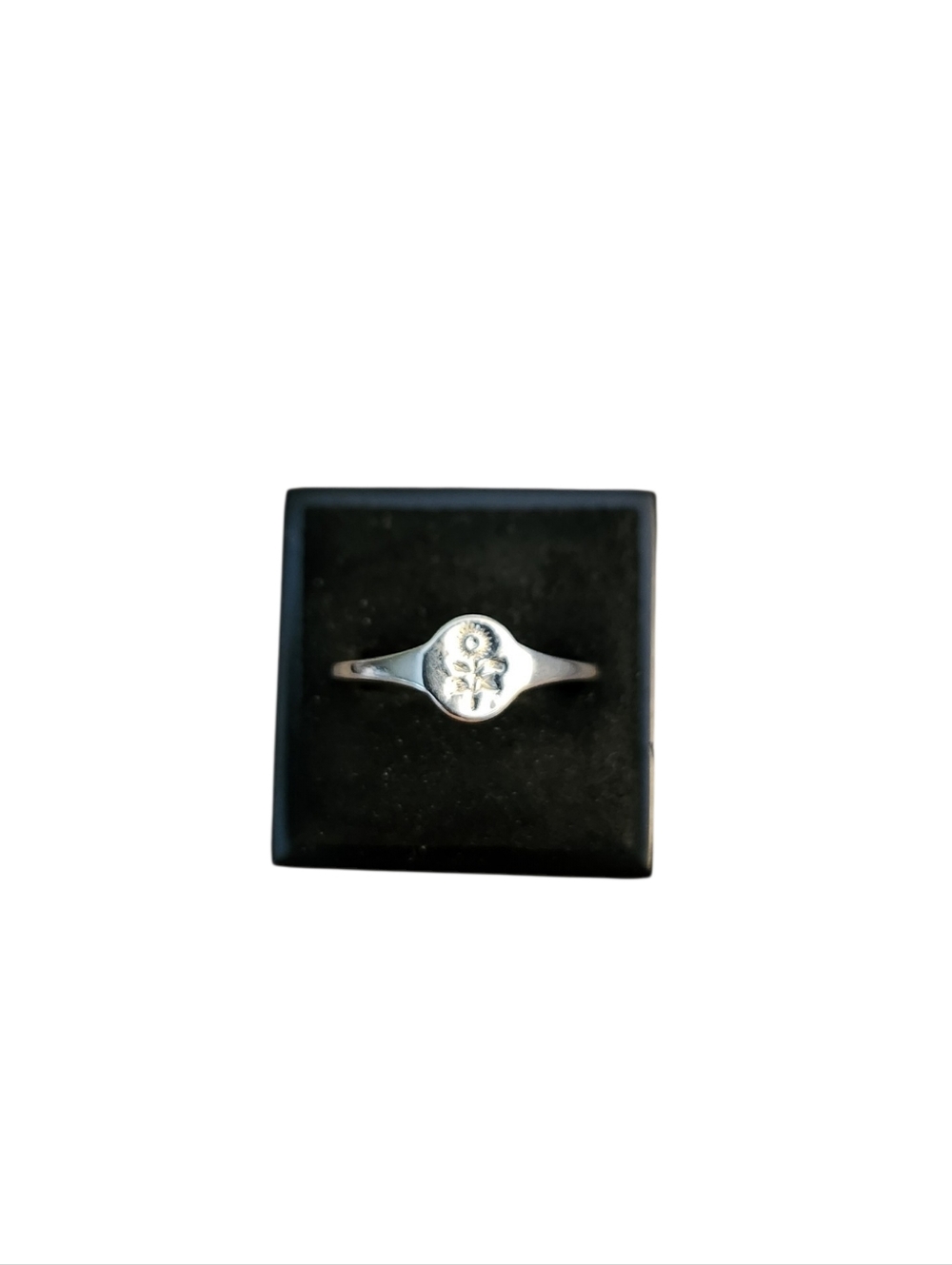 Size 9.5 Silver Toned Sunflower Signet Ring